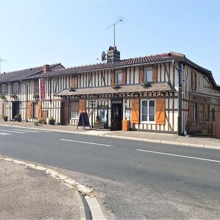 La Petite Auberge Chatelraould-Saint-Louvent Buitenkant foto